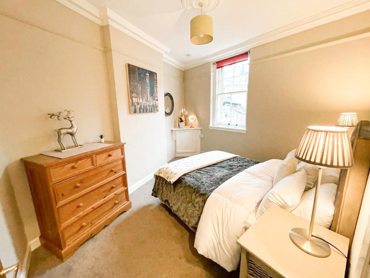Quaint & Peaceful 1 Bed Central Mews Apt, West End 爱丁堡 外观 照片