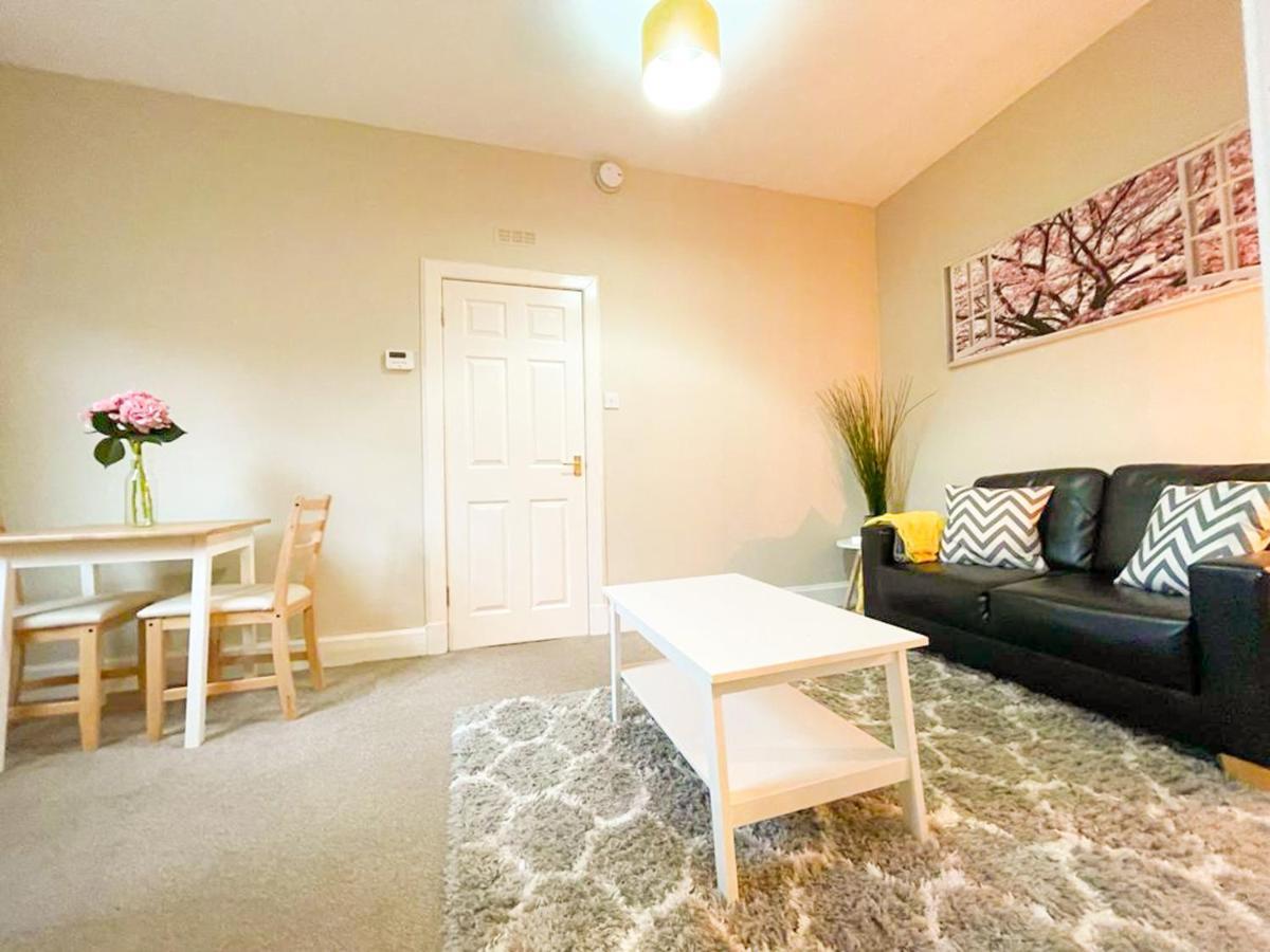 Quaint & Peaceful 1 Bed Central Mews Apt, West End 爱丁堡 外观 照片