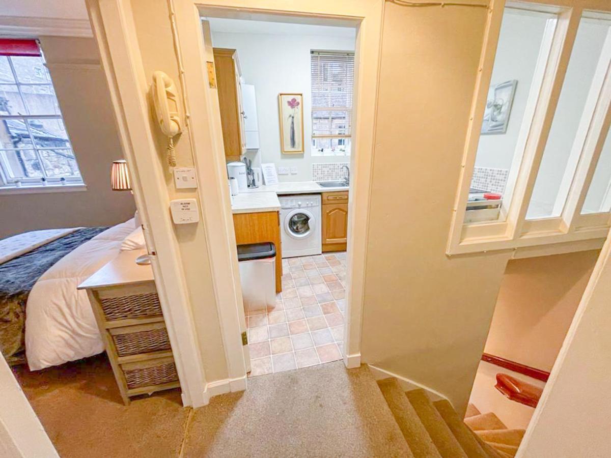Quaint & Peaceful 1 Bed Central Mews Apt, West End 爱丁堡 外观 照片