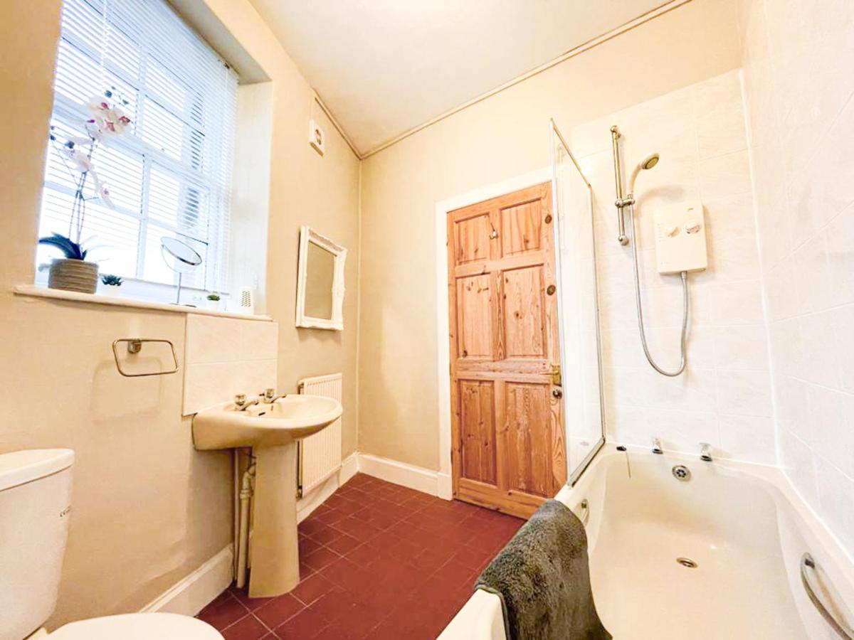 Quaint & Peaceful 1 Bed Central Mews Apt, West End 爱丁堡 外观 照片
